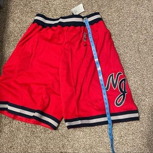 New Jersey Nets. XXL Nwt vintage 2002. Basketball shorts